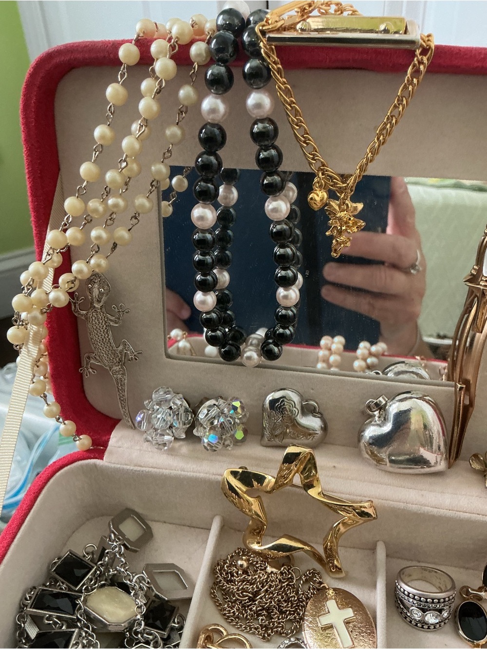 VINTAGE JEWELRY 35-Piece  BUNDLE SELLABLE & WEARABLE - Picture 9 of 12